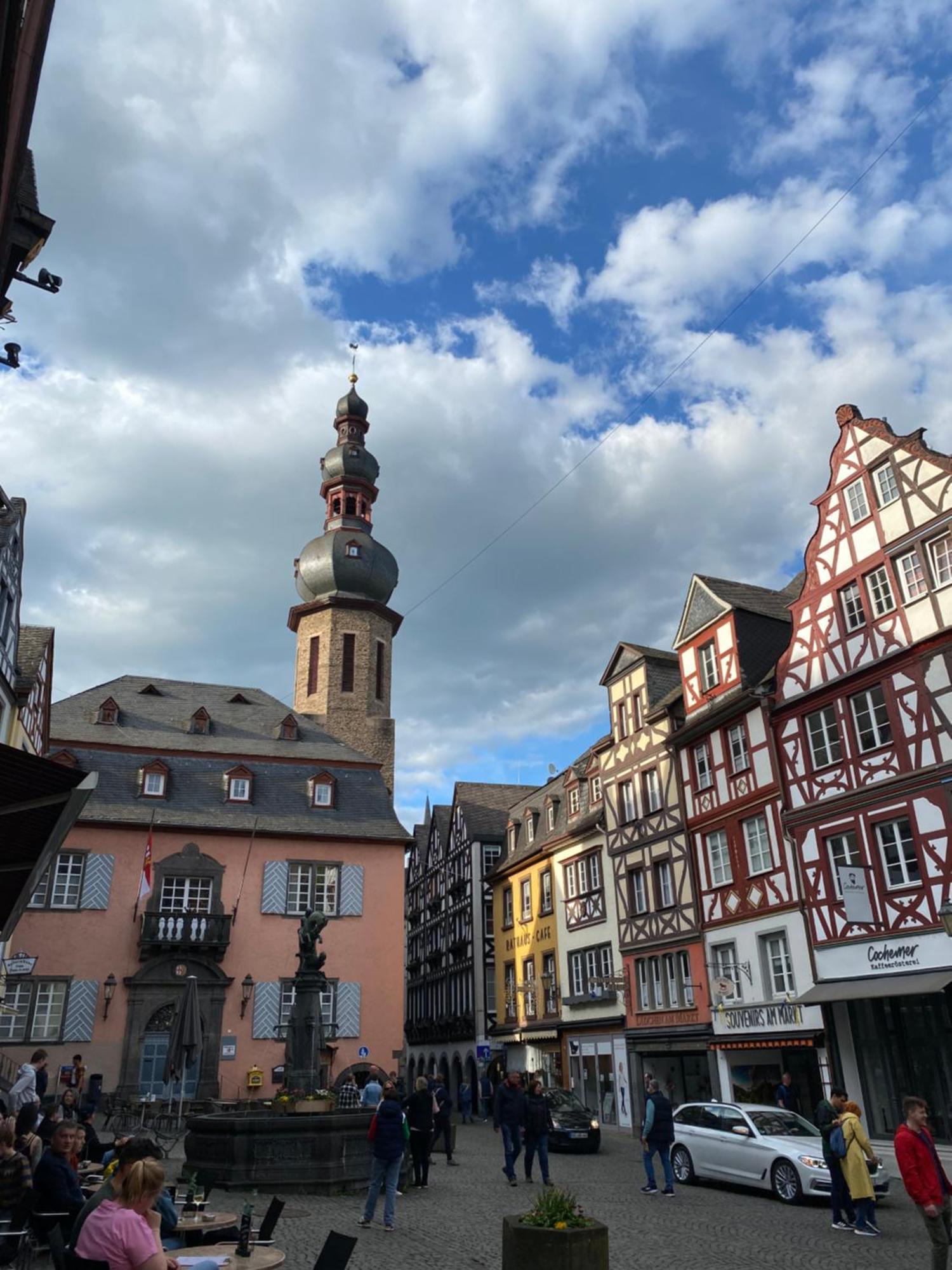 Pension Mit Moselblick Klotten Bagian luar foto